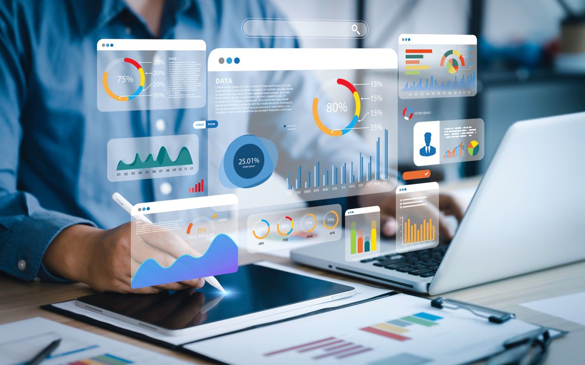 An analyst uses financial tools for data business analysis