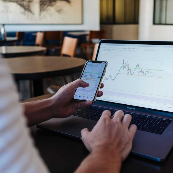 An employee considering whether to exercise his stock options
