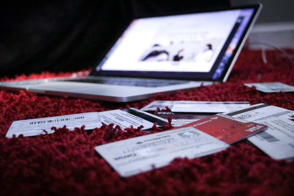 Business credit cards can help boost credit score