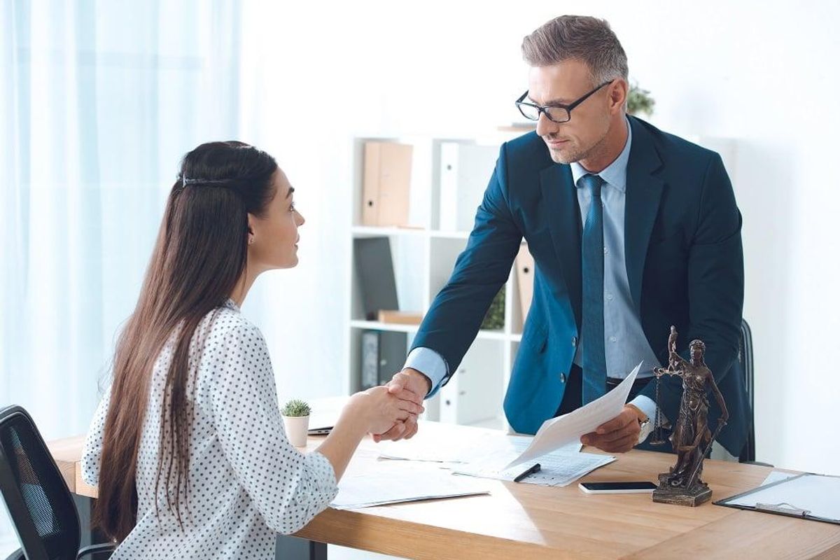 Business lawyer with a client