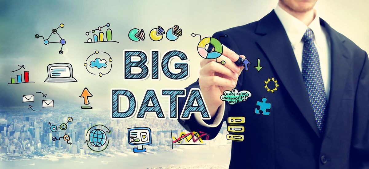 Businessman drawing Big Data concept