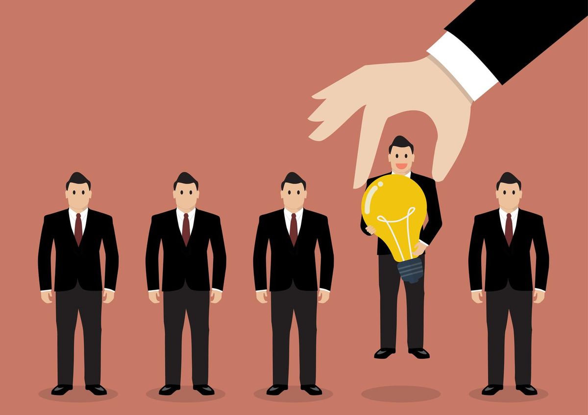choosing worker who has idea from group