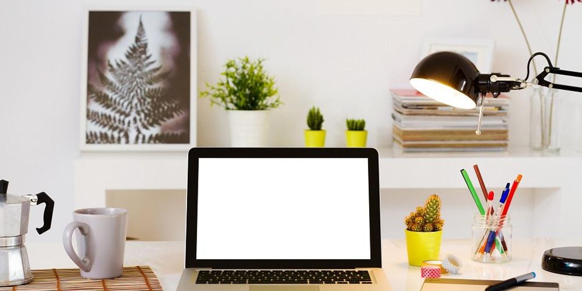 10 Must-Haves for an Efficient Office Desk and Productivity Setup ...