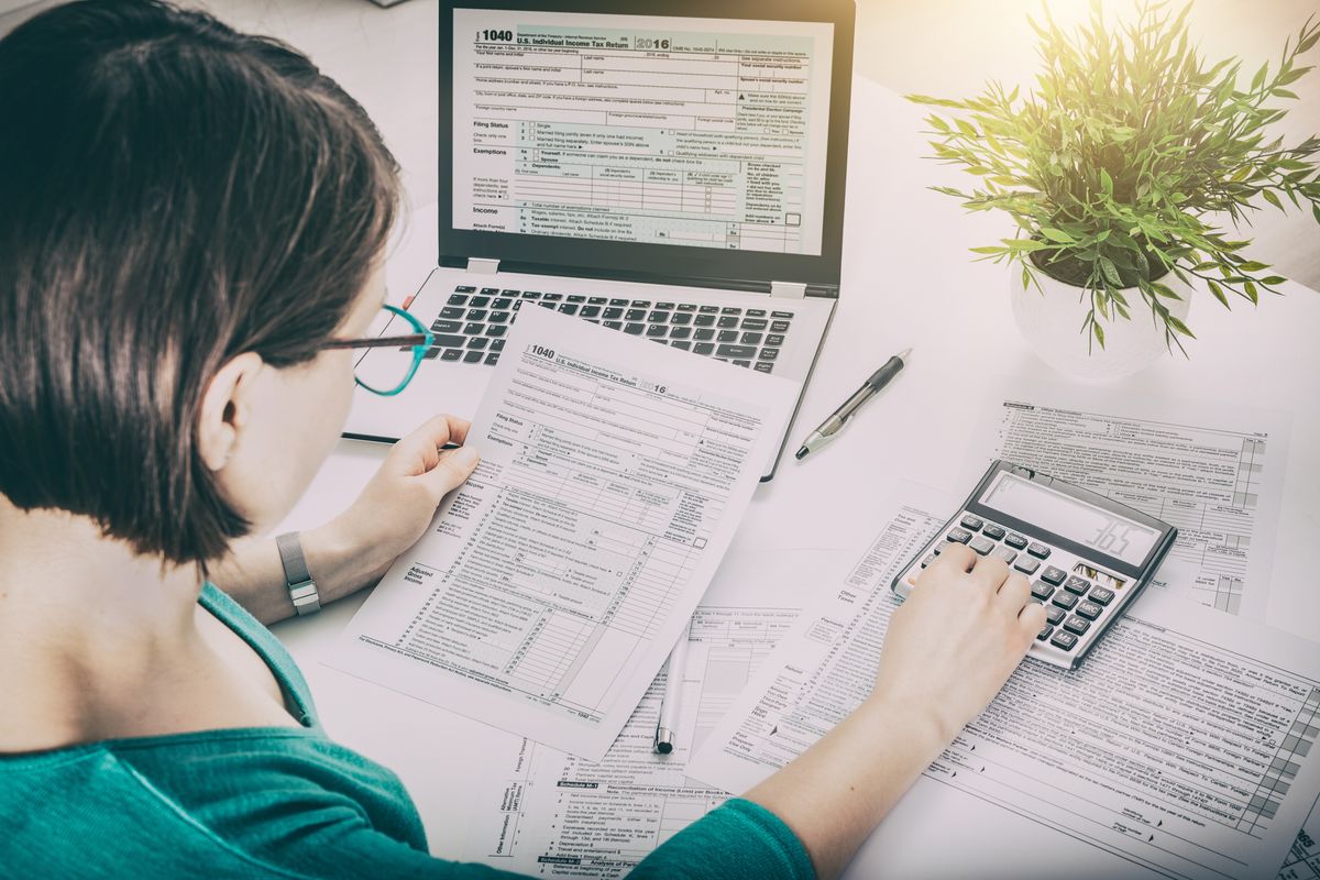 Filing an IRS Schedule C