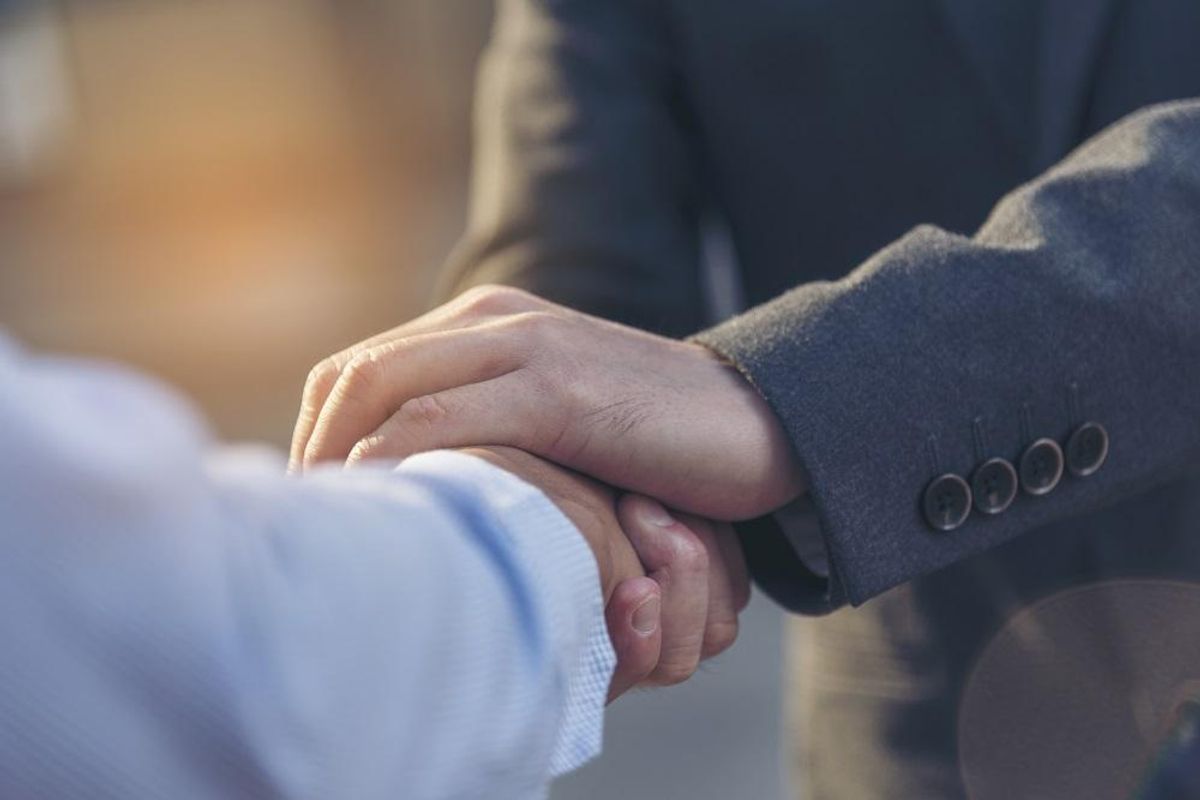 hand-shake