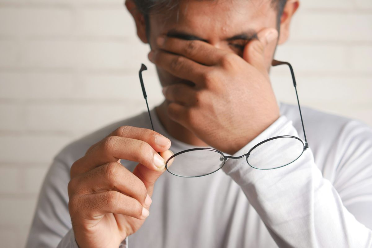 Headache is one serious health warning sign