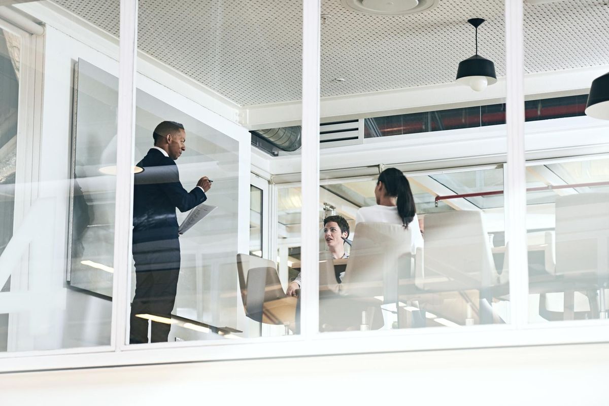 Proven Sales Presentation Strategies: 5 Ways to Wow Your Audience