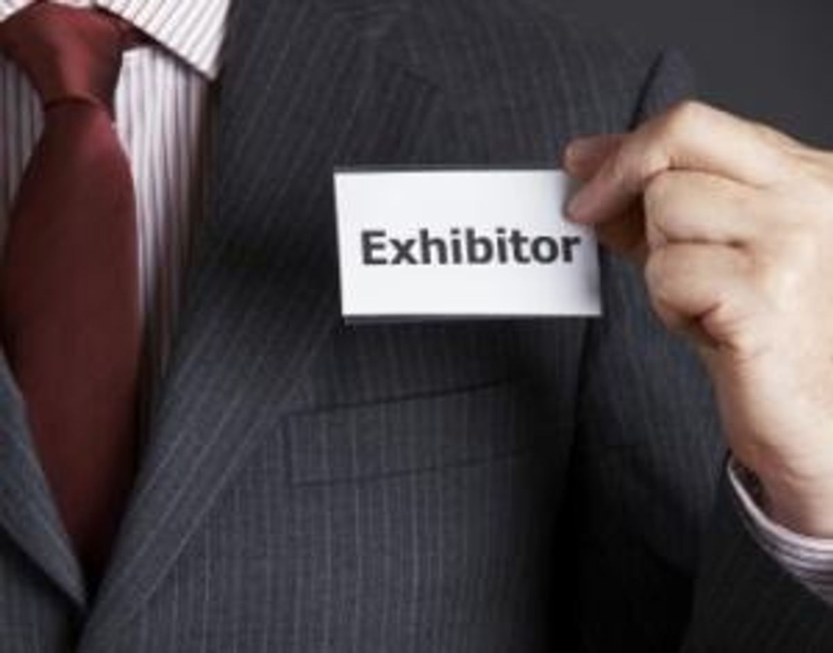 Swag 101: Top 5 Tips for First-Time Trade Show Exhibitors