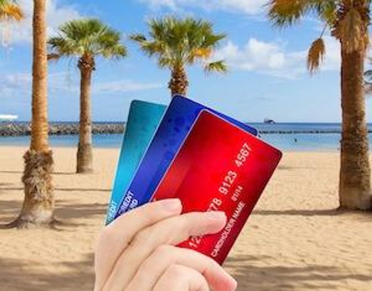 How to Use Credit Cards: 6 Do’s and Don’ts That May Surprise You