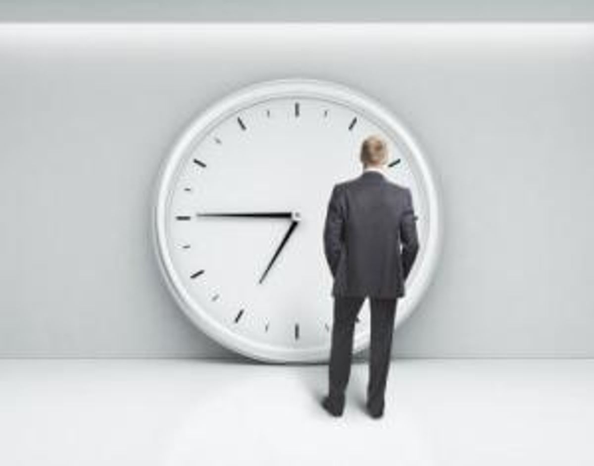 Top 5 Time-Tracking Challenges for SMBs Seeking Labor Compliance