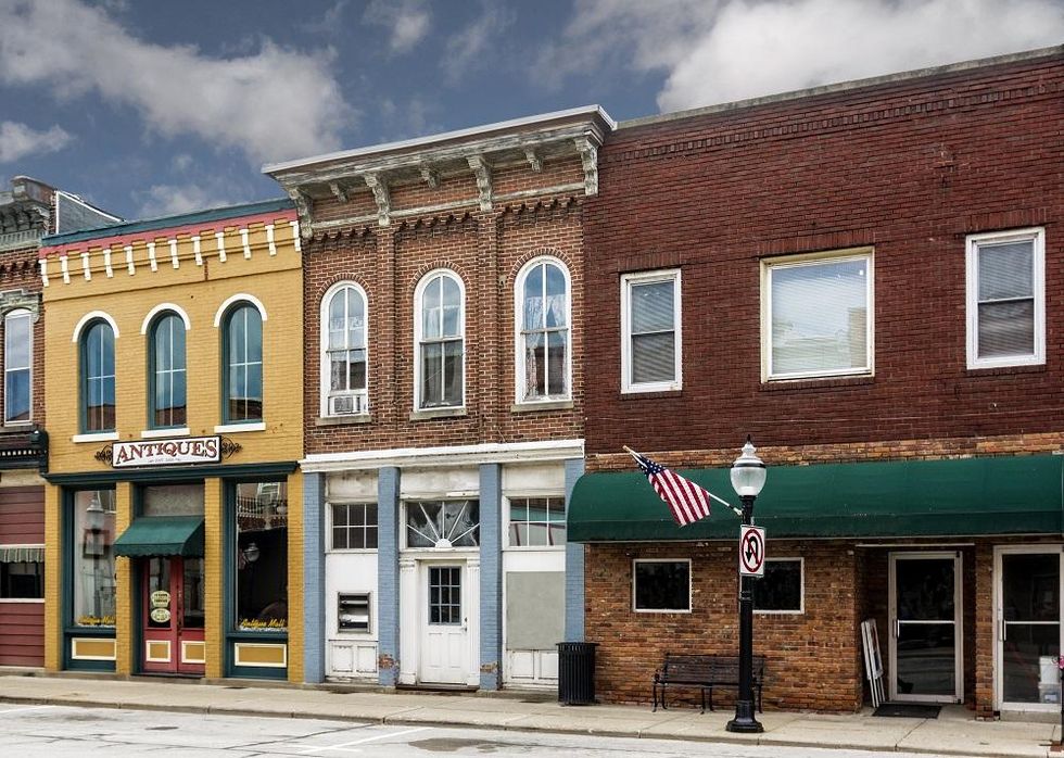 Small Town Marketing: How to Connect Your Business with the Local Community