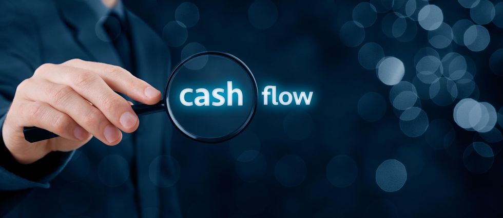 Secrets to Managing Cash Flow in a Seasonal Small Business