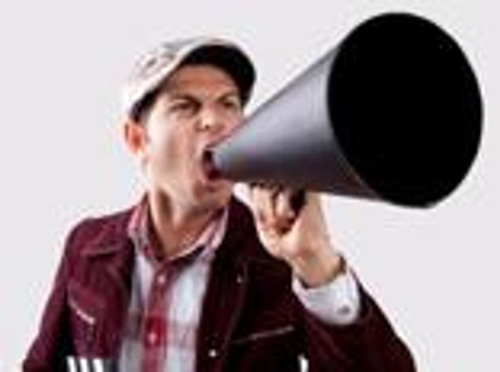 Real or Virtual, Communication Is Key for Maximizing Sales