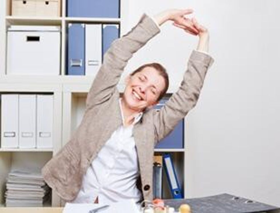 7 Easy Desk Exercises to Avoid the Strain of Sitting