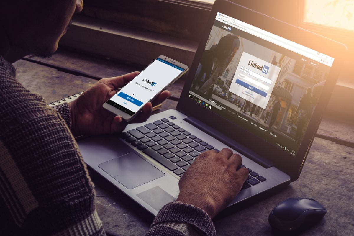 Improving a business's LinkedIn page