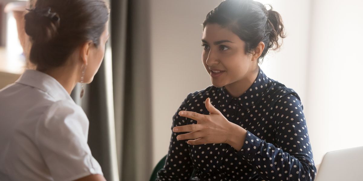 Leader connecting with a team member using relational intelligence