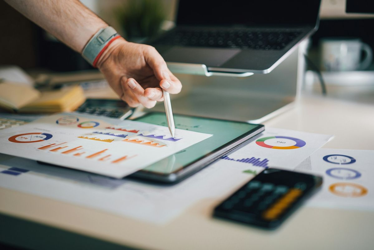 Looking at analytics of customer loss by business