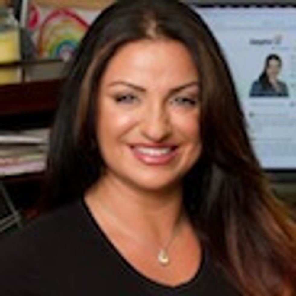 Nellie Akalp