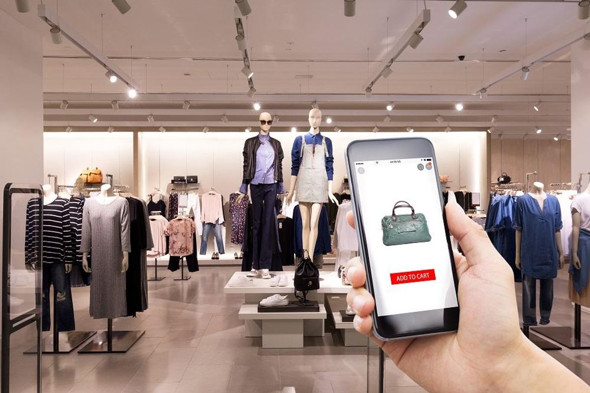 online shopping with modern fashion shop