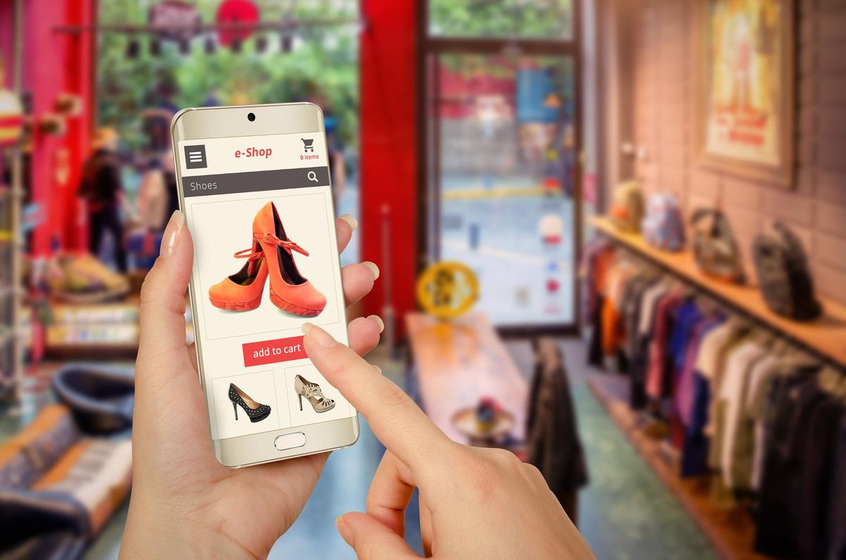 online shopping with smart phone