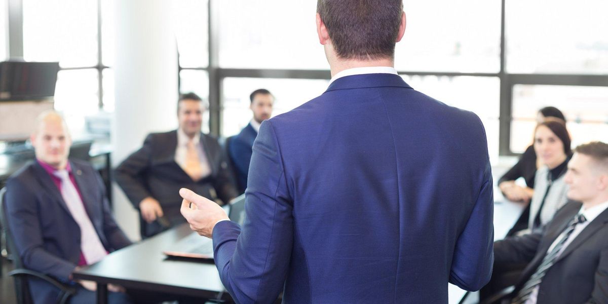 Presenting to venture capitalists after starting a business