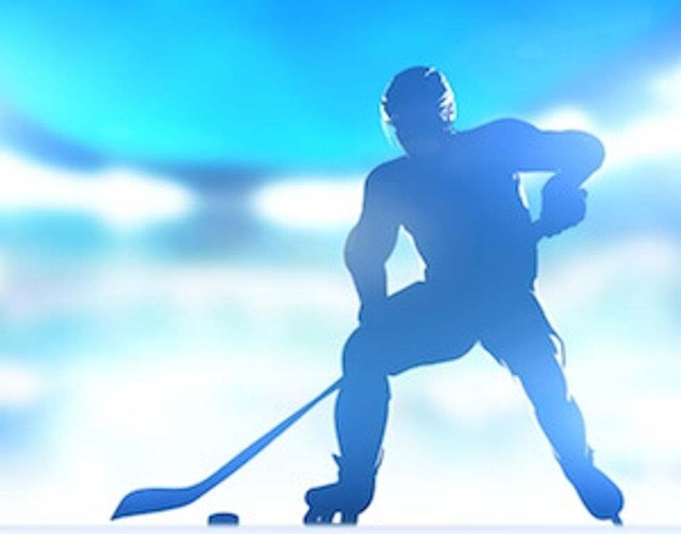 silhouette of hockey player