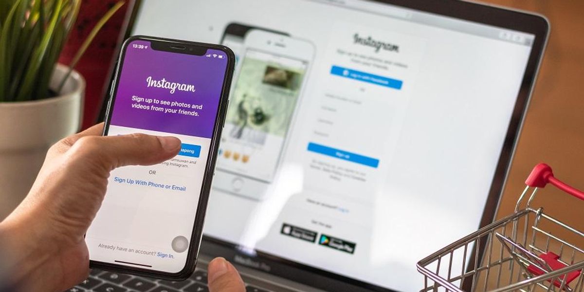 Solopreneur choosing Instagram as a business marketing channel
