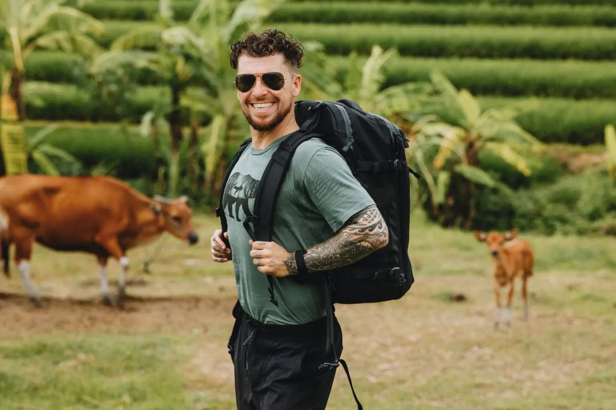 Will Hatton makes money travel blogging