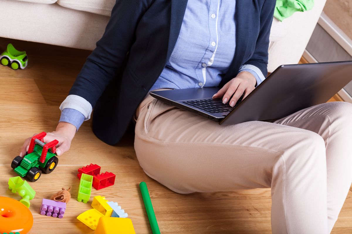 Woman entrepreneur trying to balance business and family