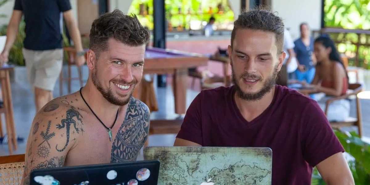 Working with travel blogging team